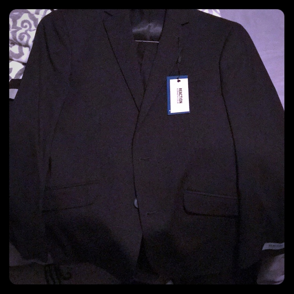 Kenneth Cole 36s 29w complete suit